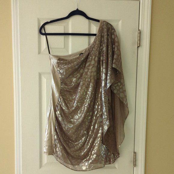 Bebe shoulder mini dress - Picture 1 of 4